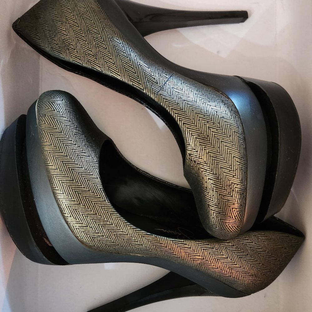 Jessica Simpson Colie Platinum Metallic Herringbone heels